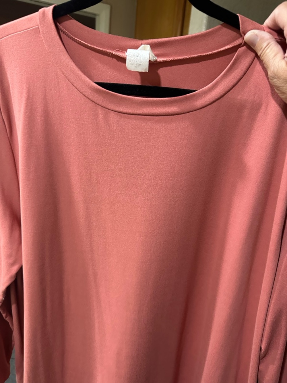 Women's Long Sleeve Crewneck Top in Dusty Rose